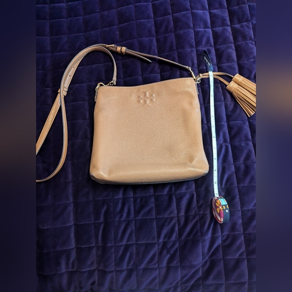 Tory Burch crossbody - Picture 1 of 5